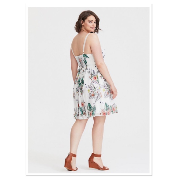 TORRID ⭐️ White Crochet Chiffon Mini Dress - Picture 2 of 13